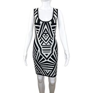 Jealous Tomato Women’s Black White Thick Knit Sleeveless Bodycon Dress Size M